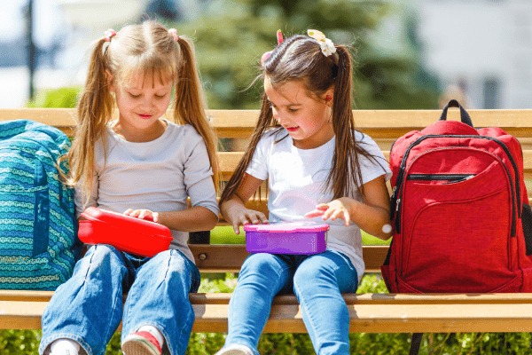 Kids are heading back to school, and if you pack lunches for your kids, you need these back to school lunch supplies to stay organized.